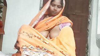 Sexy and attractive bhabhi fingering her cremie pussy and fucked hard