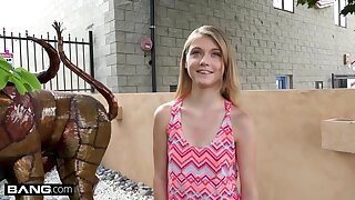 Petite teen Hannah Hays cheats on bf in put over a produce